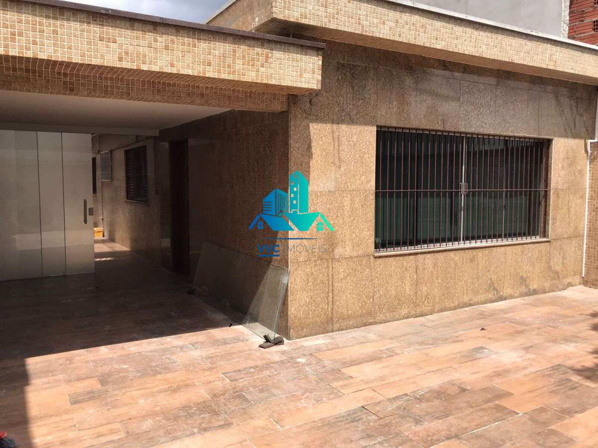 Casa Térrea de Alto Padrão para Locação Comercial ou Residencial | 240 m² Construídos | Até 6 Vagas | Totalmente Reformada - VVC IMÓVEIS